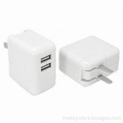 5V USB Travel Charger with 100 to 240V AC Input Voltages